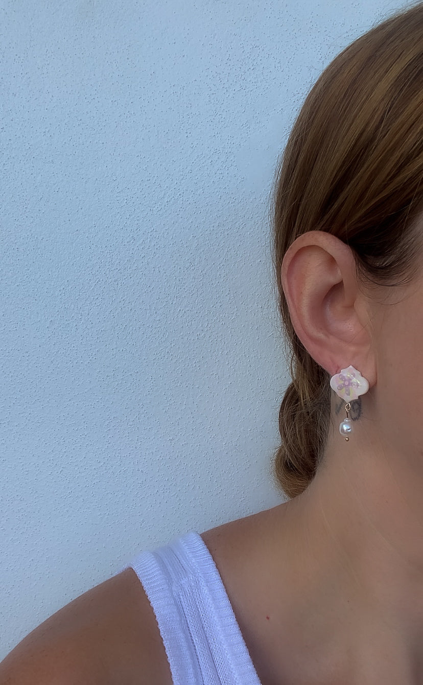 Tilly Earrings in Lilac