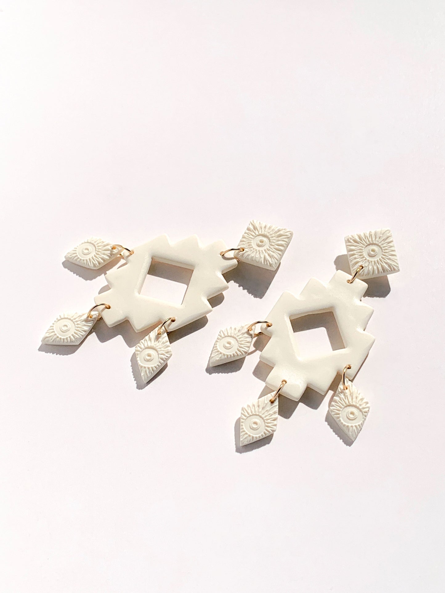 Elanore Creamy White Drop Earring